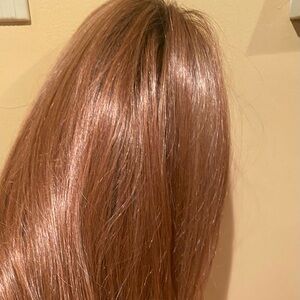 RAQUEL WELSH SHOW SCENE STEALER WIG!